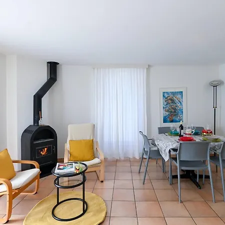 Ruga House In 4 公寓