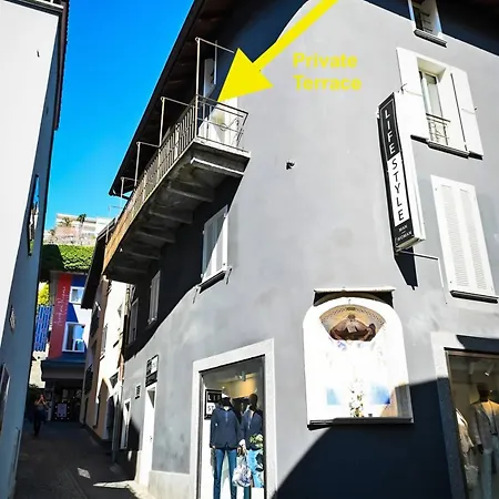 Ruga House In 4 아스꼬나