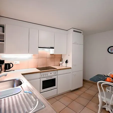 Ruga House In 4 Daire *