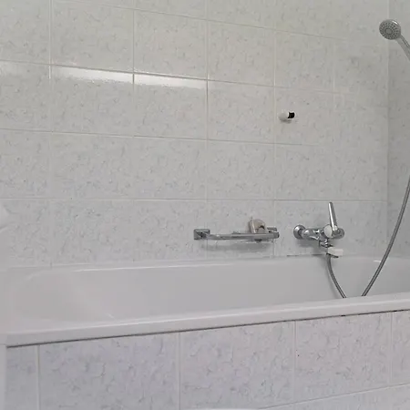 公寓 Ruga House In 4 阿斯科纳