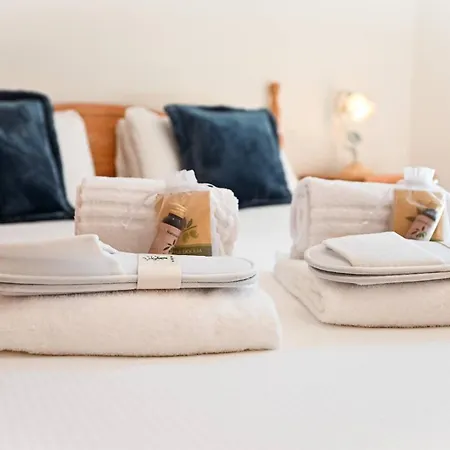 Ruga House In 4 * 阿斯科纳