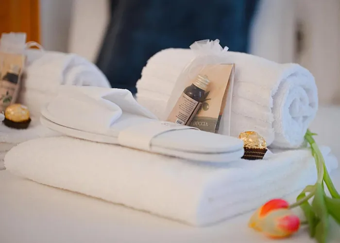 Apartment Ruga House In 4